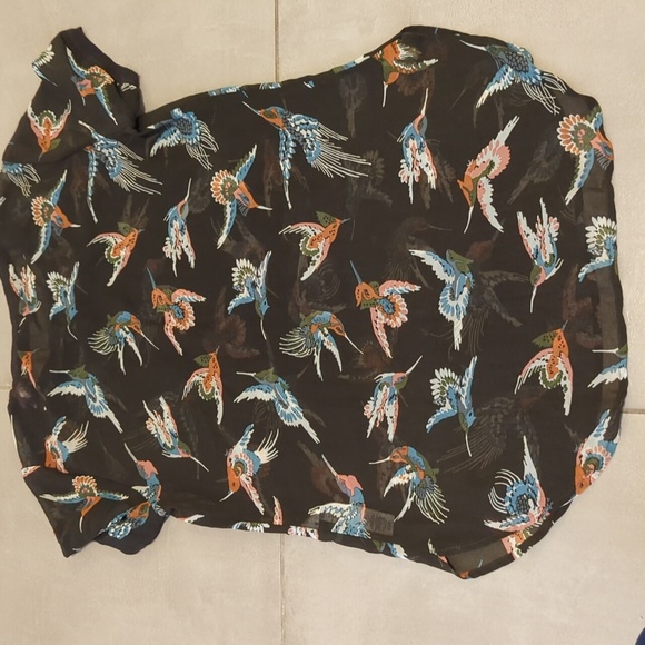 3/$20 Bird Print Sheer T-shirt - Picture 2 of 2